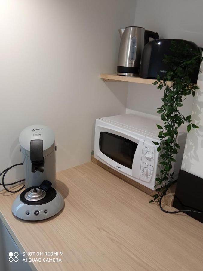 Appartement Industriel แชร์บูร์ก อ็อง กงต็องแต็ง ภายนอก รูปภาพ