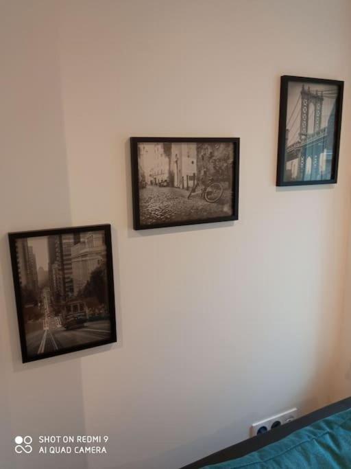 Appartement Industriel แชร์บูร์ก อ็อง กงต็องแต็ง ภายนอก รูปภาพ